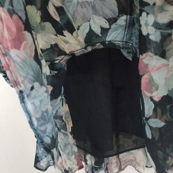 Olivaceaus Midi dress - Picture 4 of 9